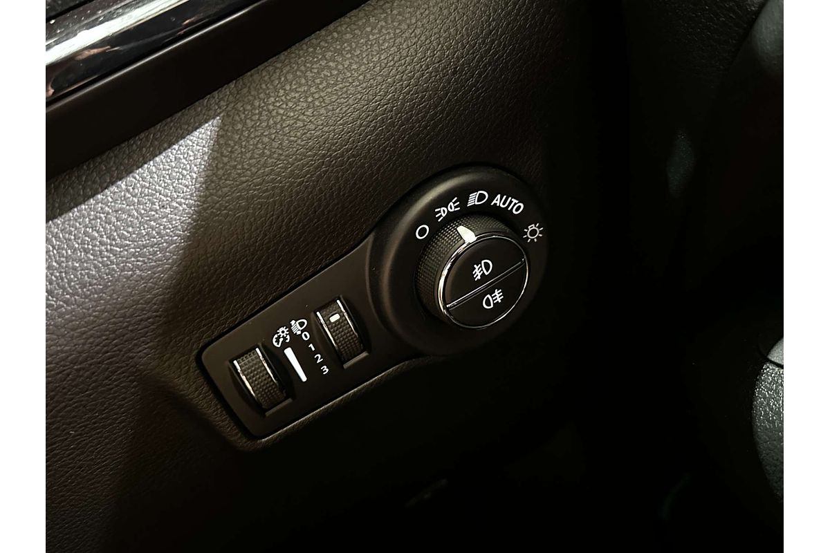 2023 Jeep Compass Night Eagle M6
