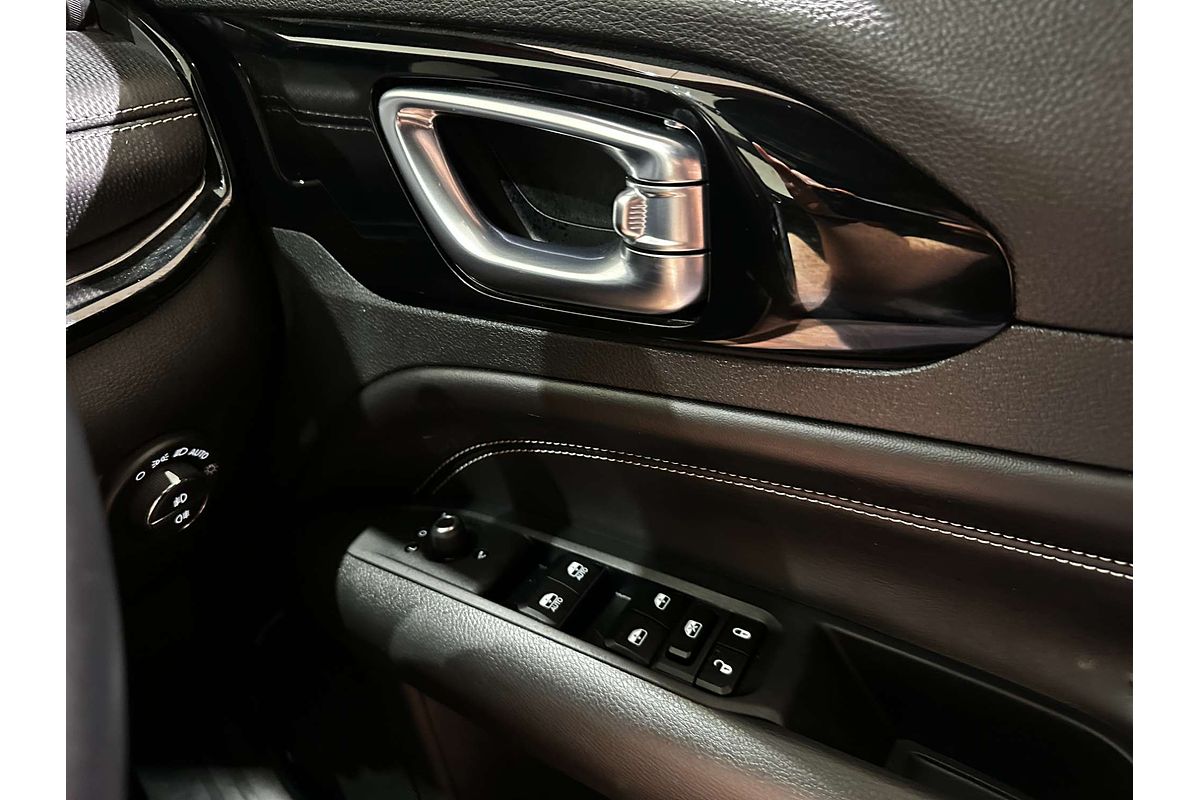 2023 Jeep Compass Night Eagle M6