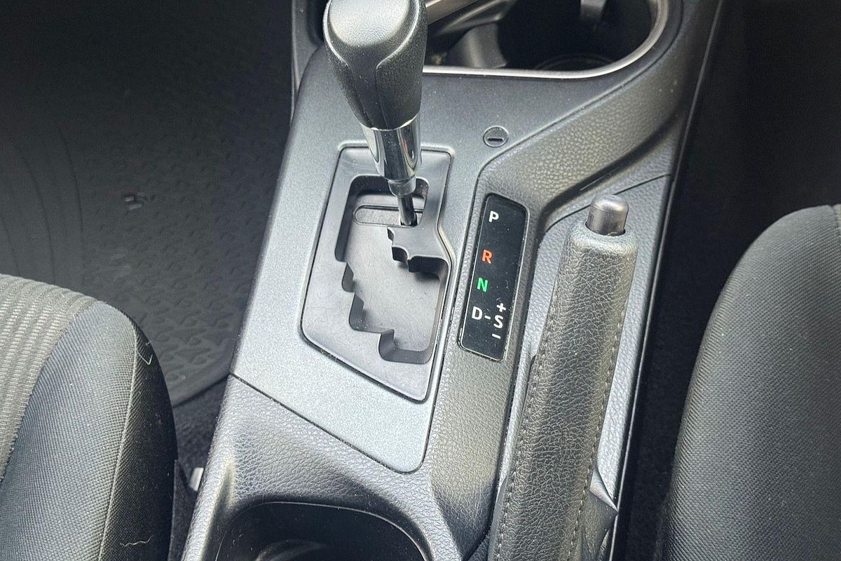 2017 Toyota RAV4 GX ASA44R