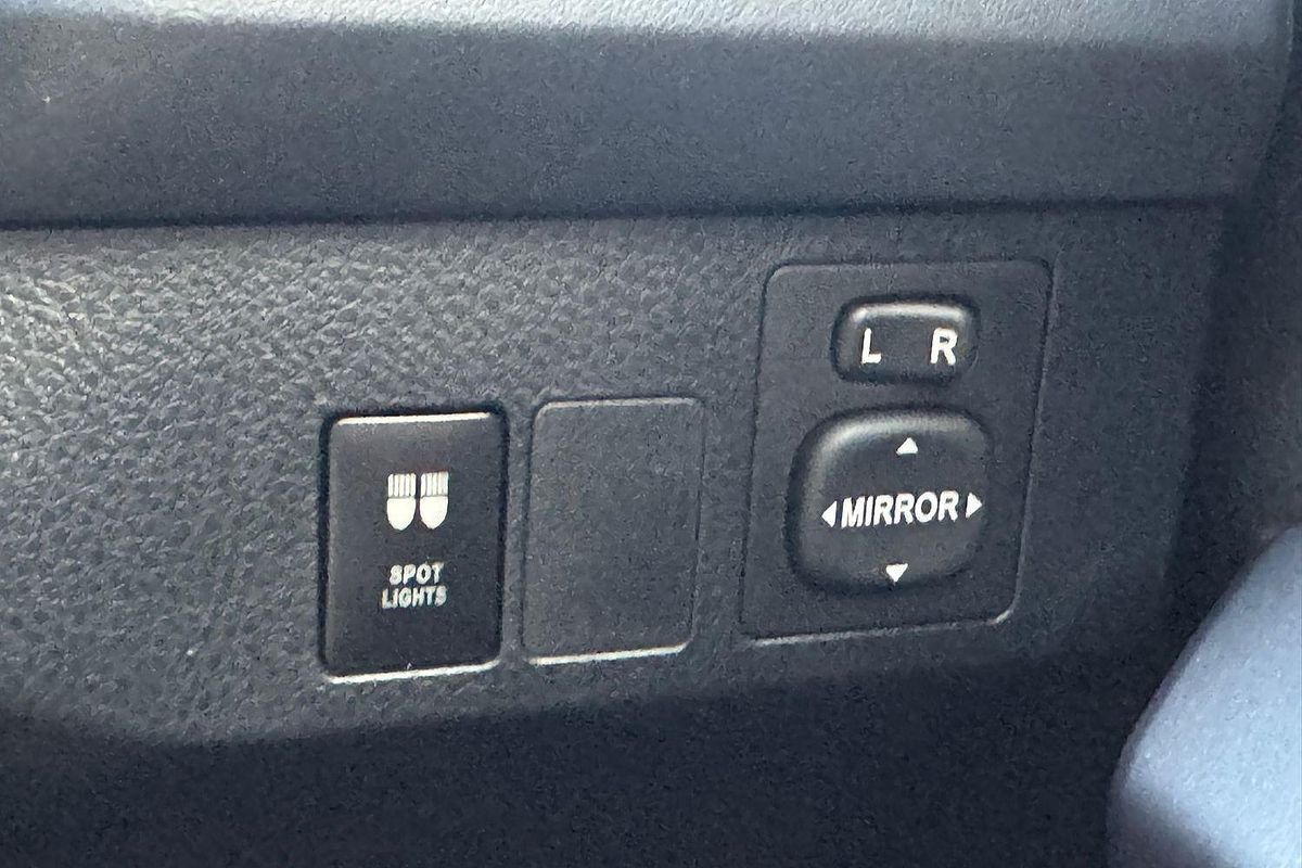2017 Toyota RAV4 GX ASA44R
