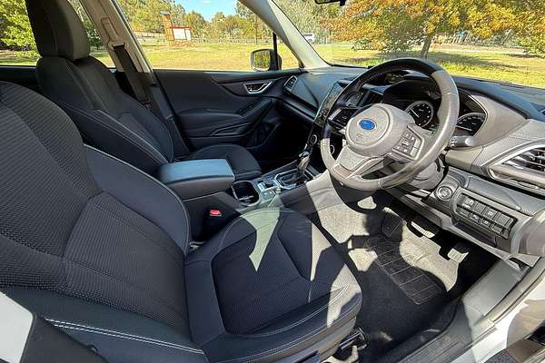 2023 Subaru Forester 2.5i S5
