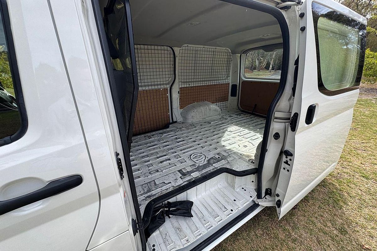 2021 Toyota Hiace GDH300R LWB
