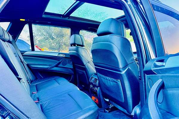 2008 BMW X5 xDrive48i E70