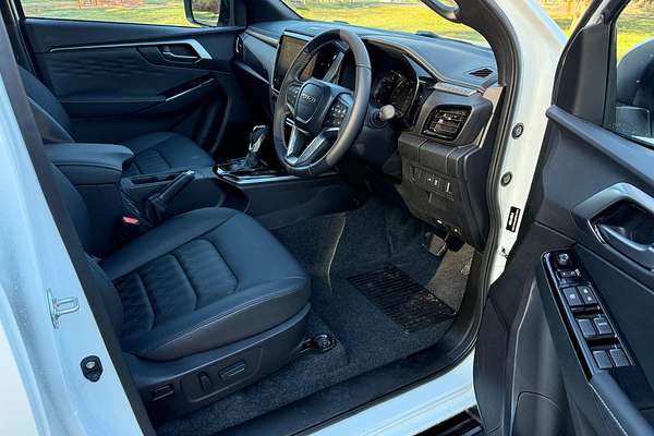 2025 Isuzu D-MAX LS-U+ 4X4