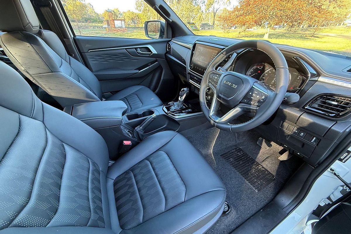 2025 Isuzu D-MAX LS-U+ 4X4