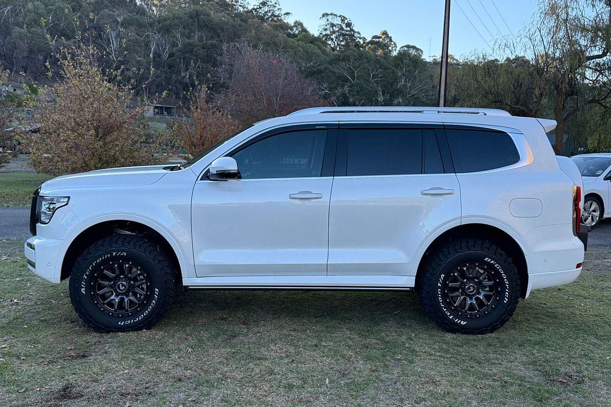 2024 GWM Tank 500 Ultra Hybrid P03
