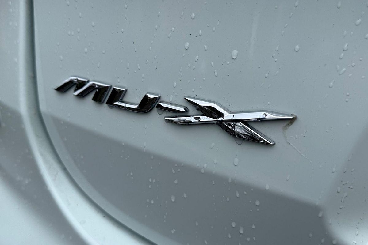 2025 Isuzu MU-X LS-U