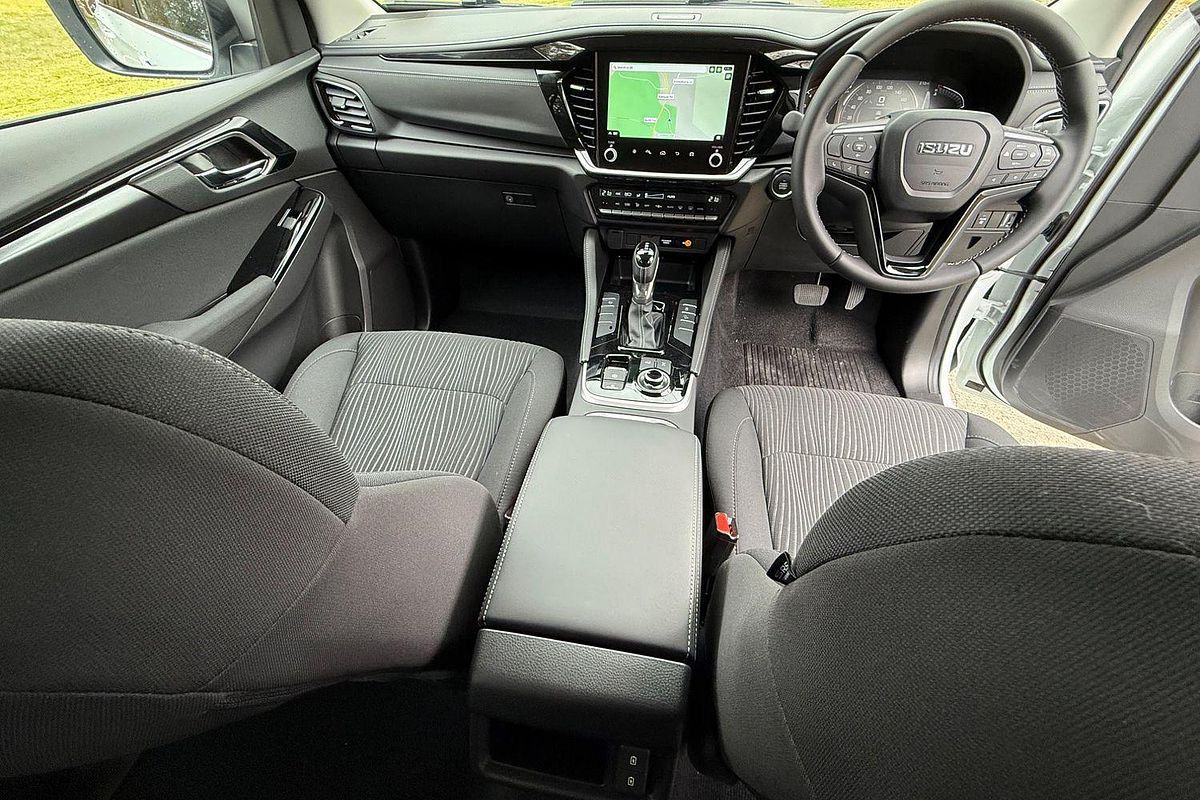 2025 Isuzu MU-X LS-U