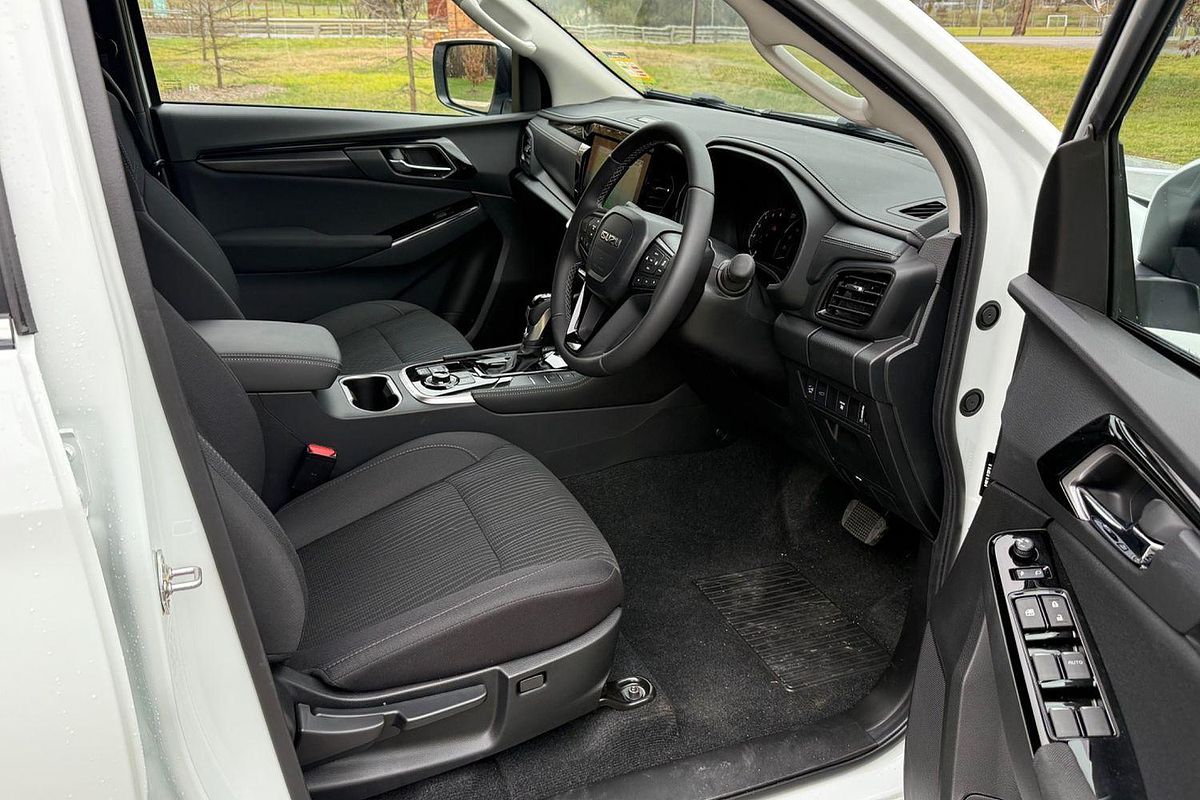 2025 Isuzu MU-X LS-U