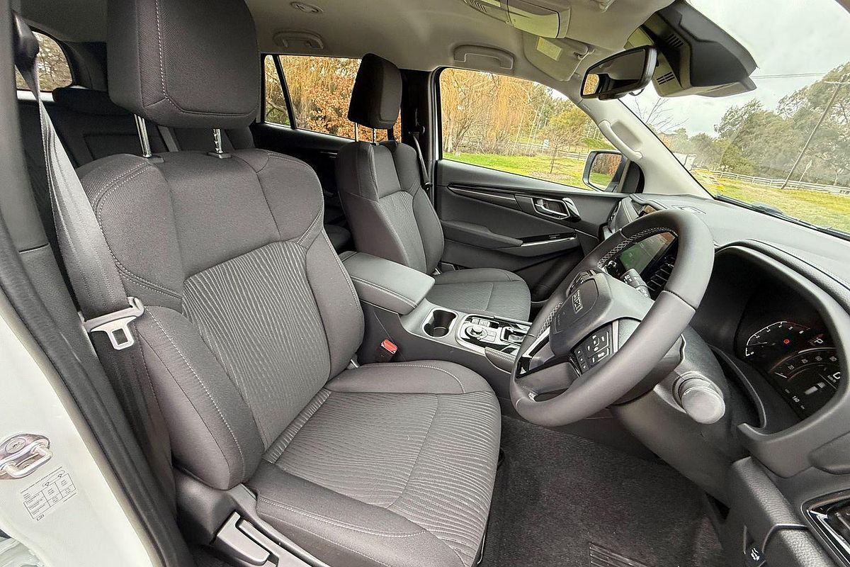 2025 Isuzu MU-X LS-U