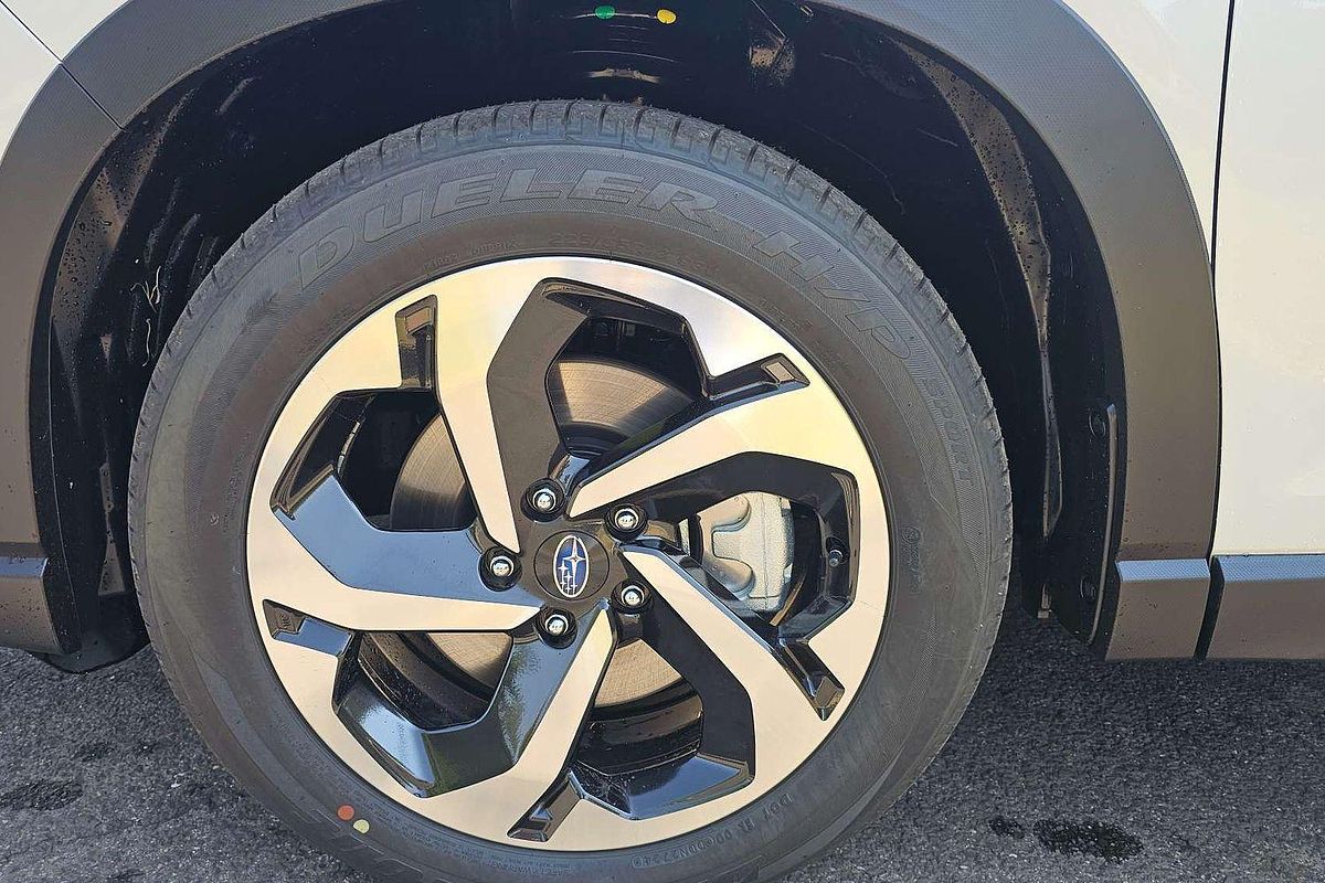 2024 Subaru Forester Hybrid S S5