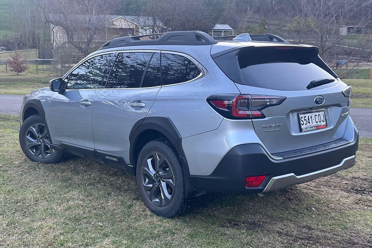 2022 Subaru Outback AWD 6GEN
