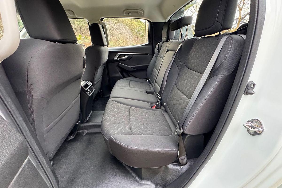 2024 Isuzu D-MAX LS-M 4X4