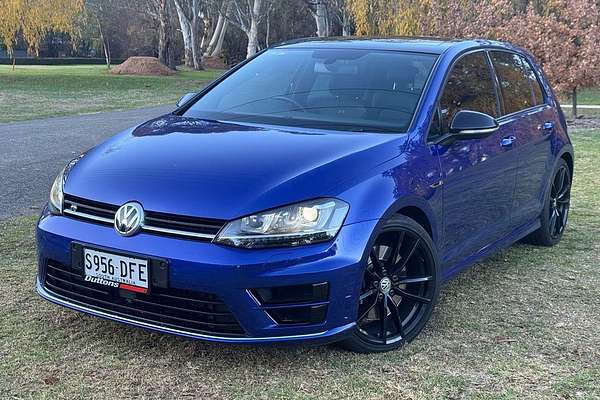 2015 Volkswagen Golf R Wolfsburg Edition 7