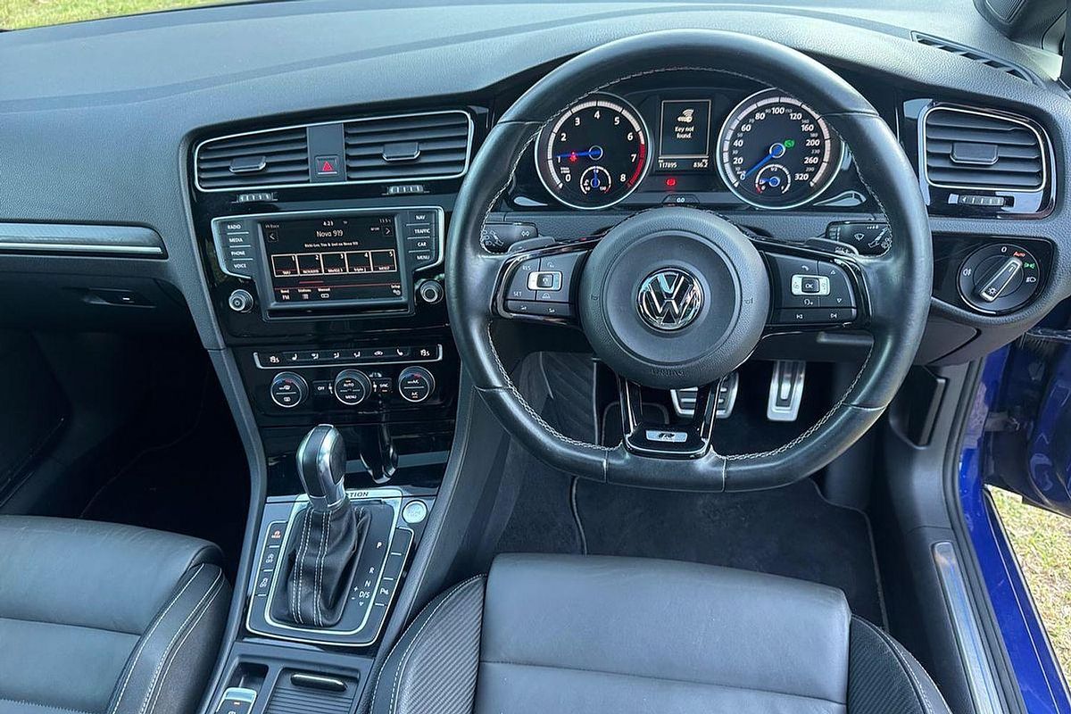 2015 Volkswagen Golf R Wolfsburg Edition 7