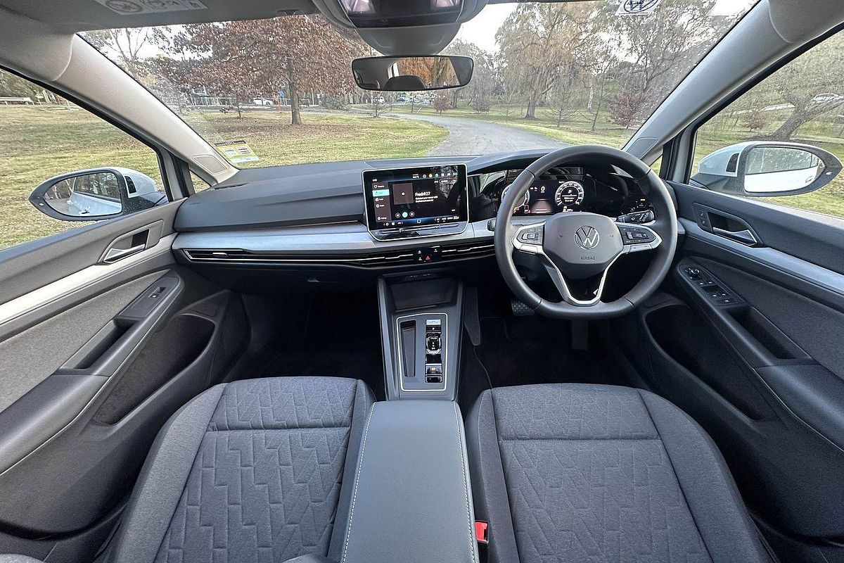 2025 Volkswagen Golf 110TSI Life 8.5