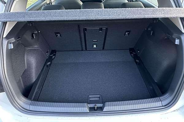 2025 Volkswagen Golf 110TSI Life 8.5