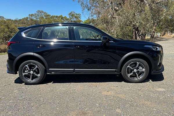 2024 GWM Haval Jolion Ultra Hybrid A02