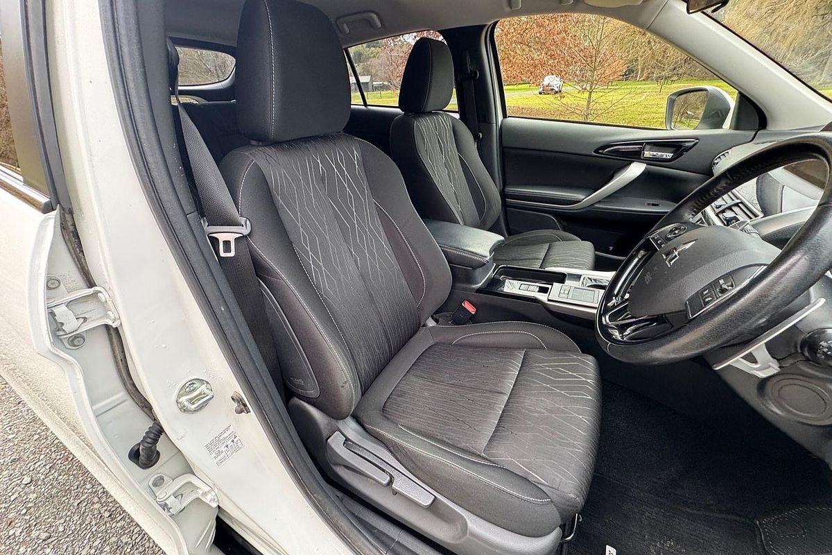 2018 Mitsubishi Eclipse Cross LS YA