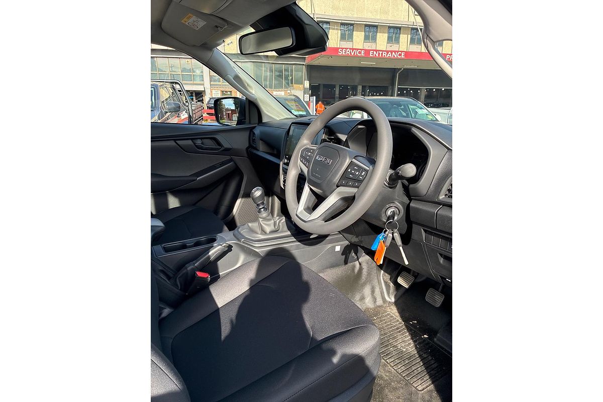 2025 Isuzu D-MAX SX High Ride Rear Wheel Drive