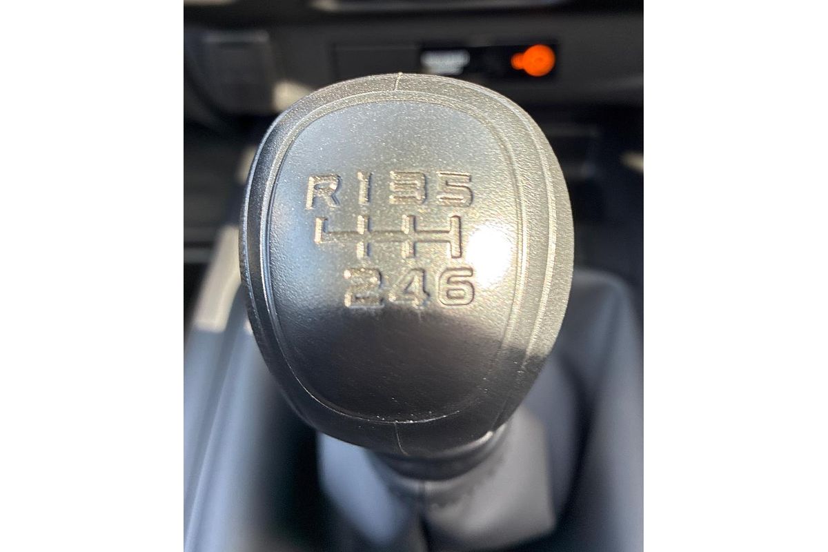 2025 Isuzu D-MAX SX High Ride Rear Wheel Drive