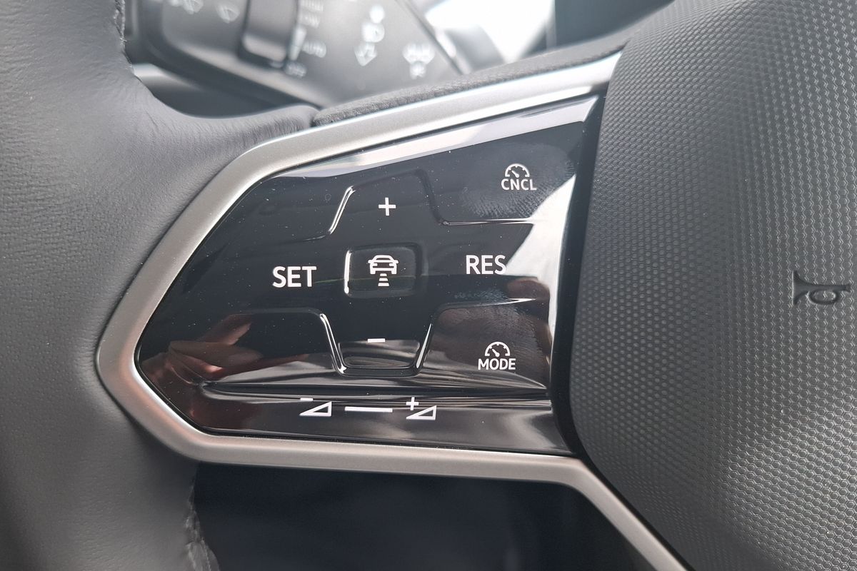 2025 Volkswagen ID. Buzz Pro BEV560 EB SWB