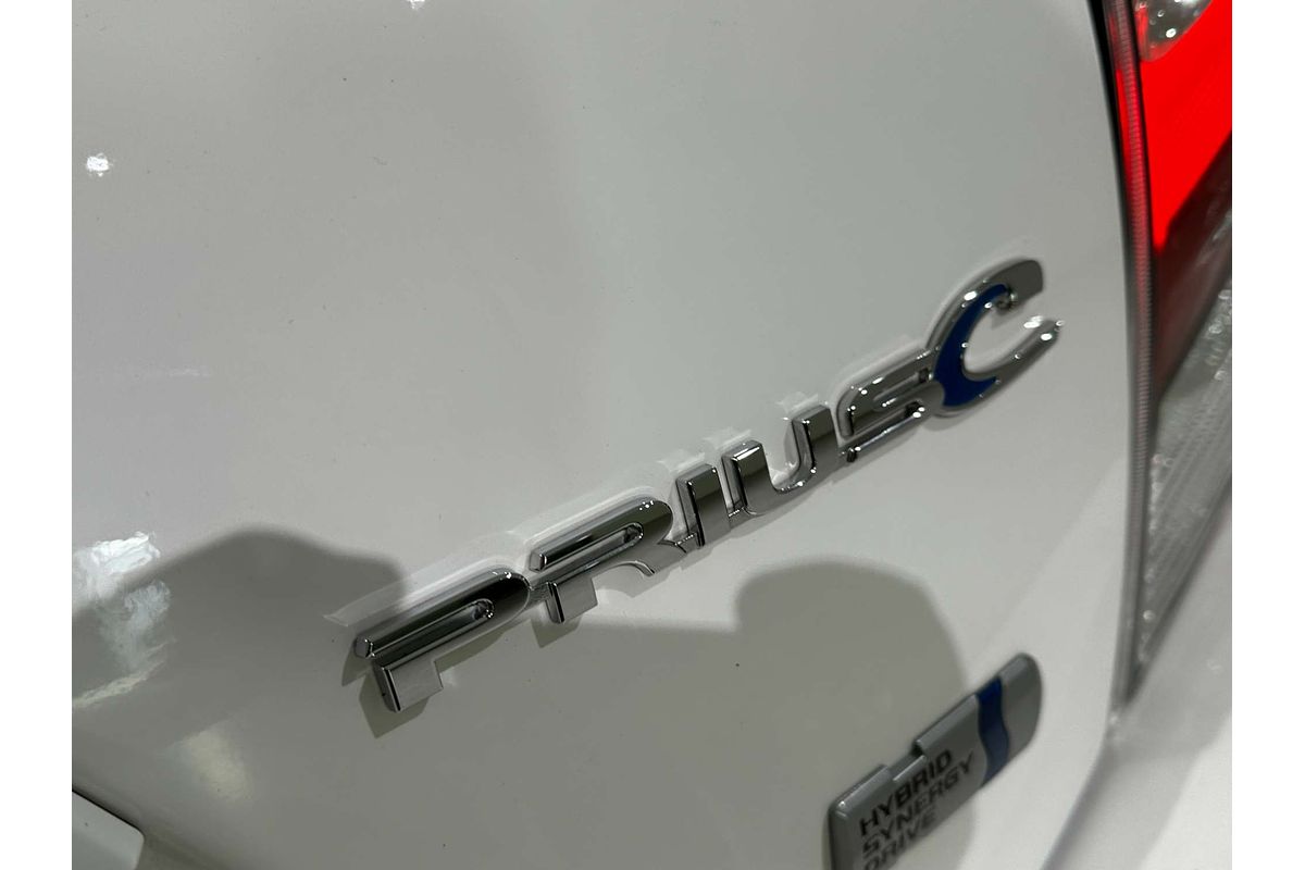 2018 Toyota Prius C  NHP10R