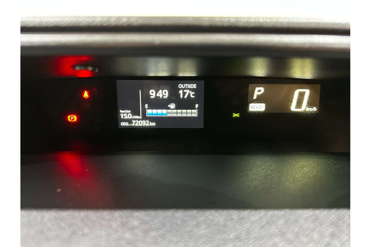 2018 Toyota Prius C  NHP10R