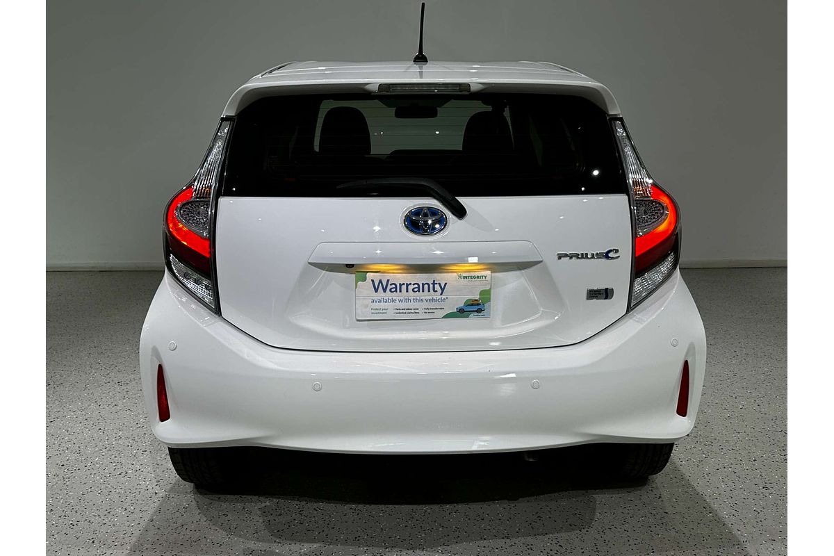 2018 Toyota Prius C  NHP10R