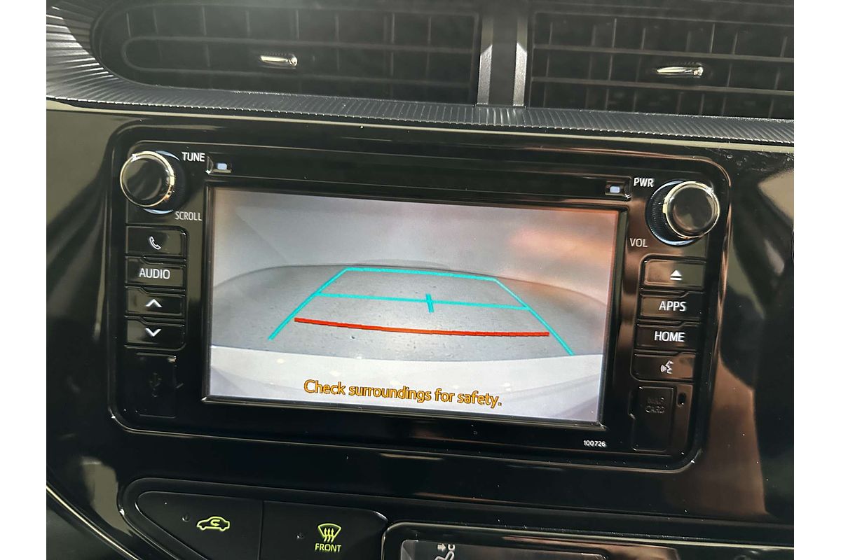 2018 Toyota Prius C  NHP10R