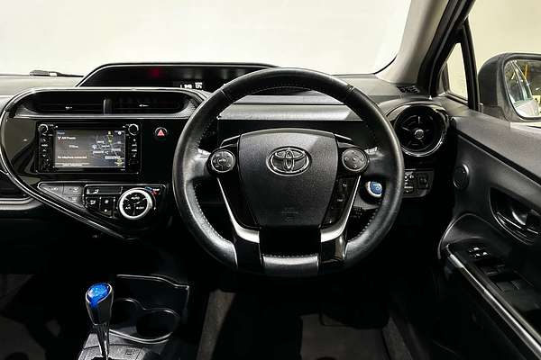 2018 Toyota Prius C  NHP10R