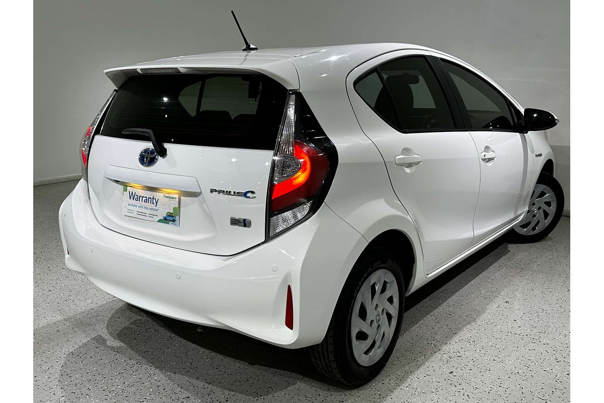 2018 Toyota Prius C  NHP10R