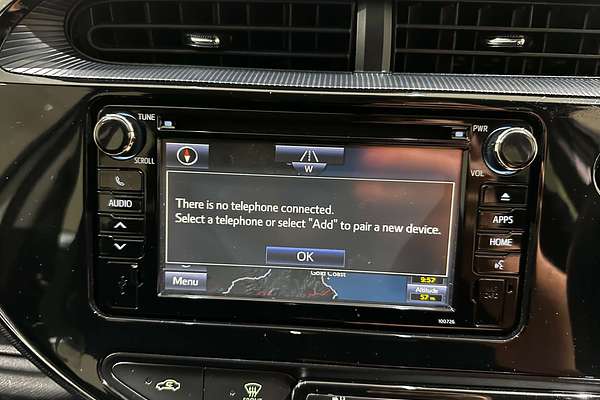 2018 Toyota Prius C  NHP10R