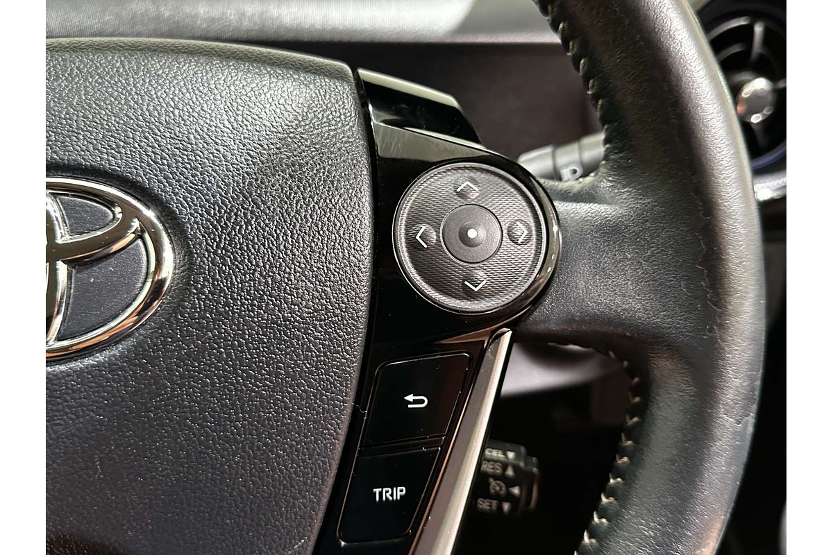 2018 Toyota Prius C  NHP10R