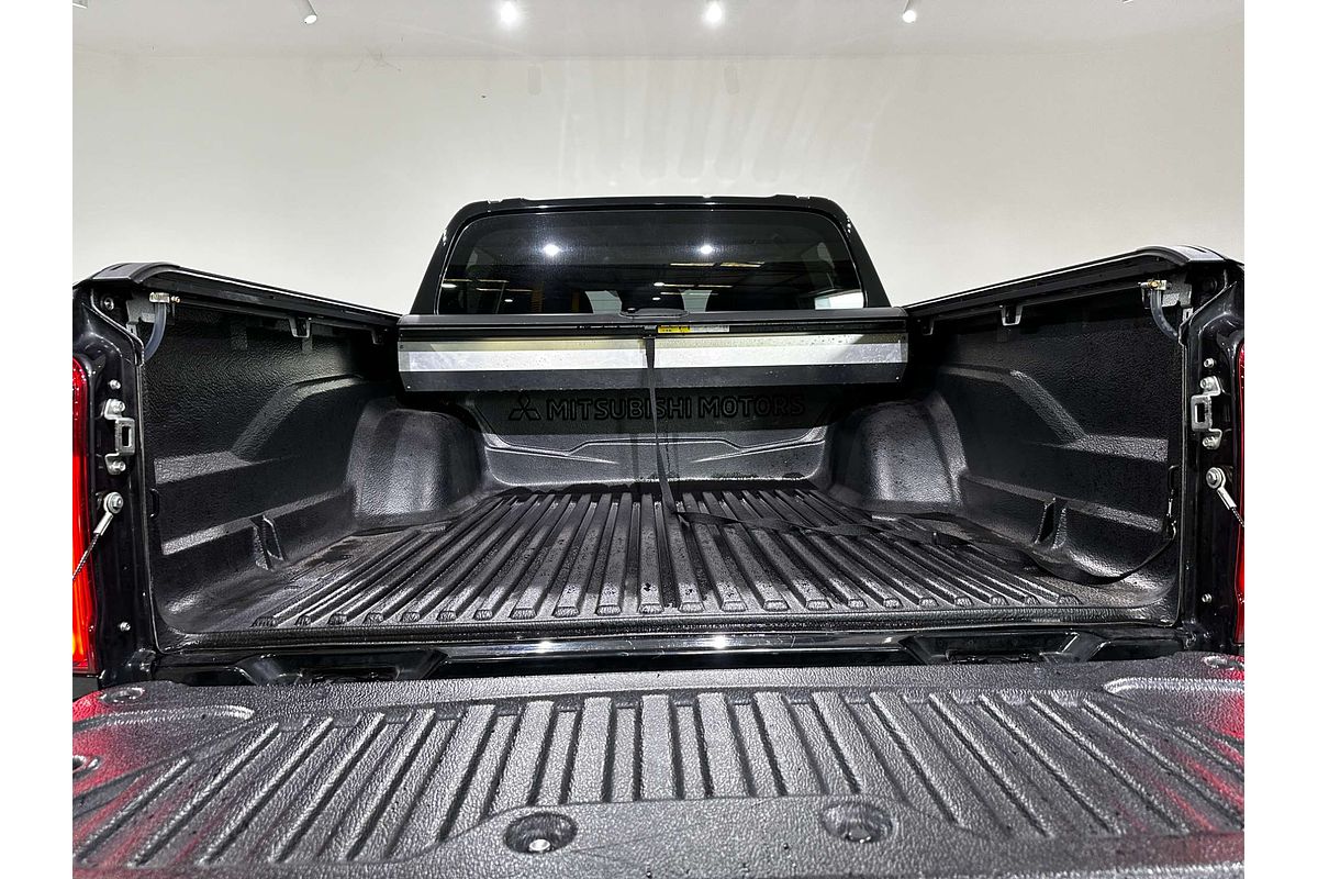 2020 Mitsubishi Triton GSR MR 4X4