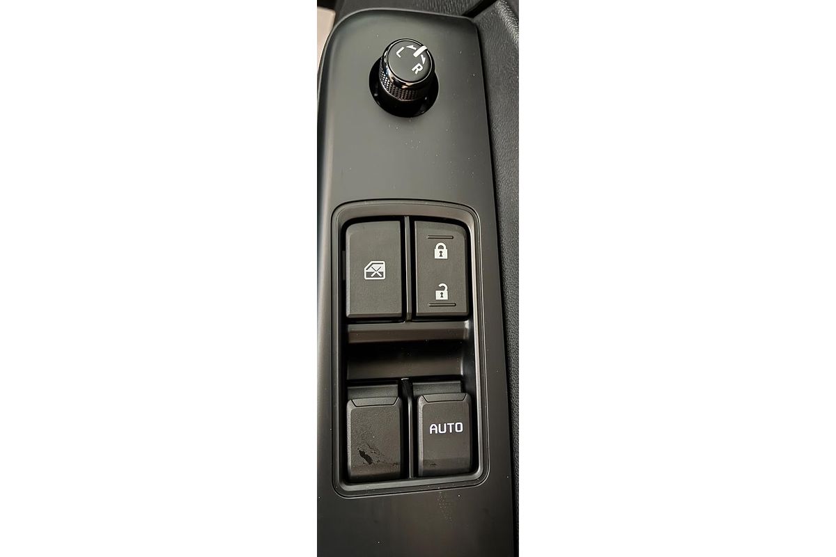 2025 Isuzu D-MAX SX High Ride Rear Wheel Drive