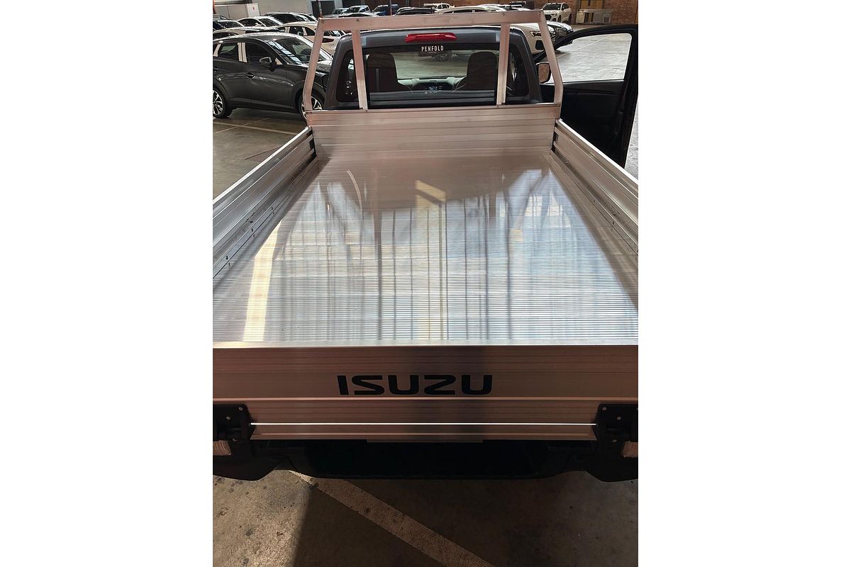 2025 Isuzu D-MAX SX High Ride Rear Wheel Drive