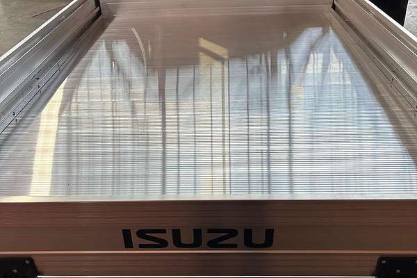 2025 Isuzu D-MAX SX High Ride Rear Wheel Drive