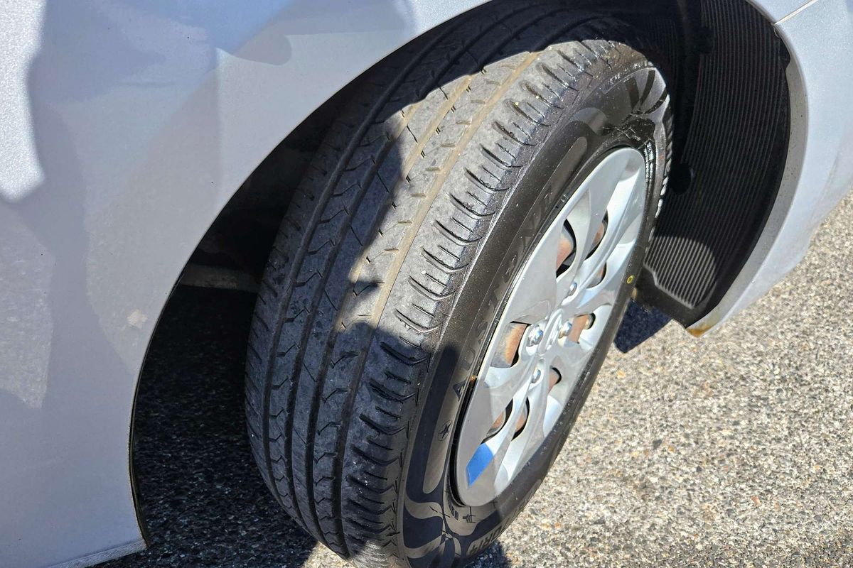 2016 Hyundai Accent Active RB4