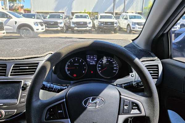 2016 Hyundai Accent Active RB4