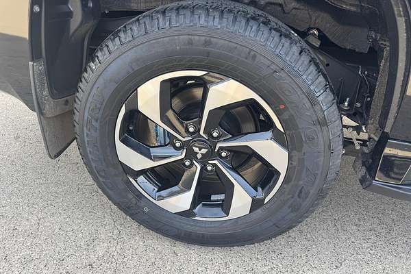 2024 Mitsubishi Pajero Sport GLS QG