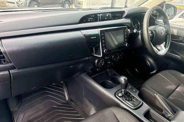 2021 Toyota Hilux SR GUN126R 4X4