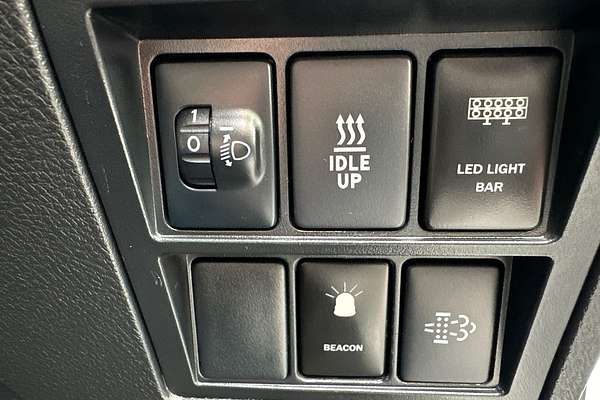 2021 Toyota Hilux SR GUN126R 4X4