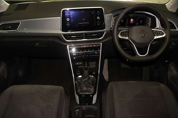 2025 Volkswagen T-Roc 110TSI Style D11