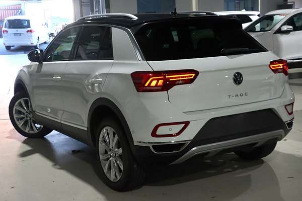 2025 Volkswagen T-Roc 110TSI Style D11