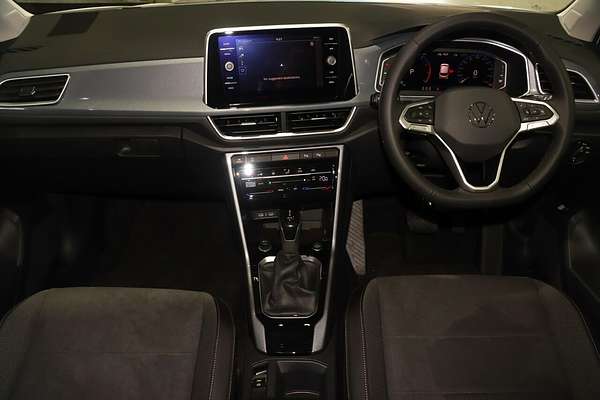 2025 Volkswagen T-Roc 110TSI Style D11