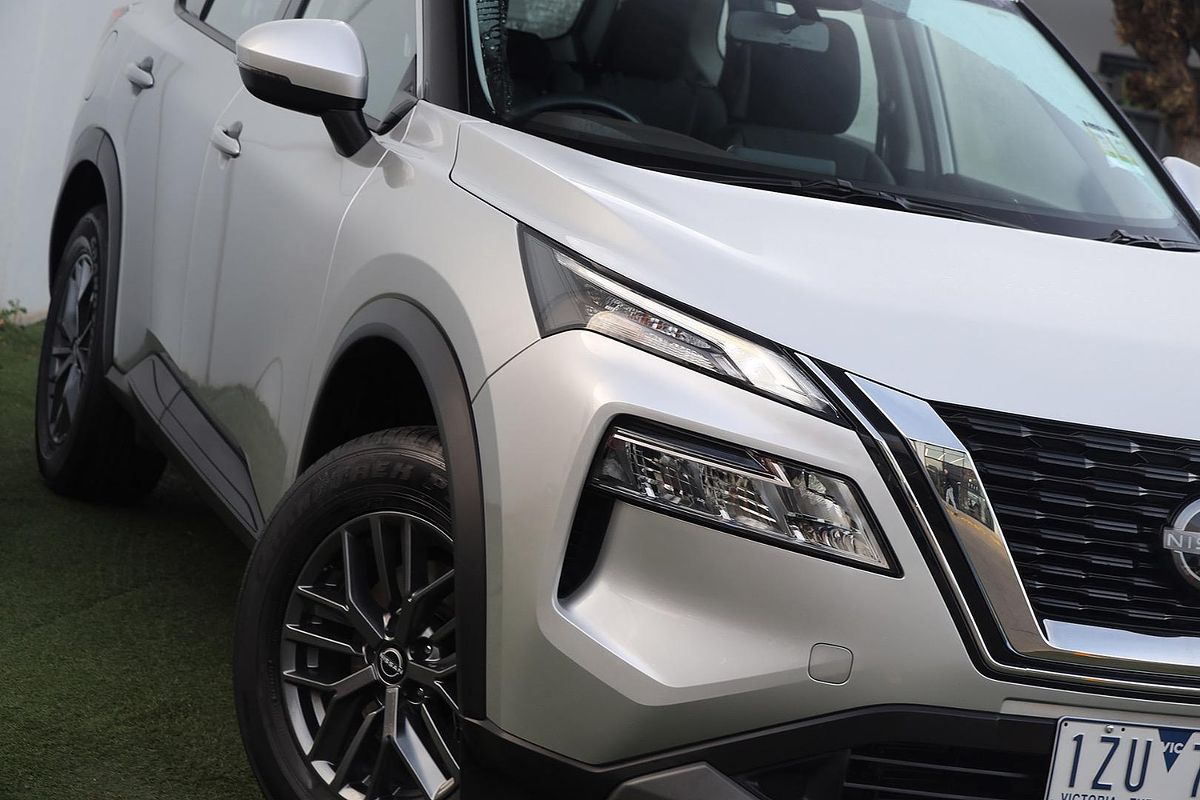 2024 Nissan X-TRAIL ST T33