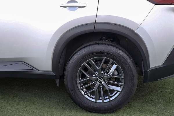 2024 Nissan X-TRAIL ST T33