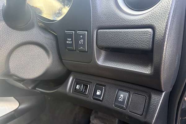 2020 Nissan Navara ST-X D23 4X4