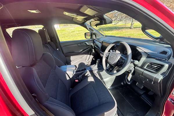2025 Isuzu D-MAX X-RIDER 4X4